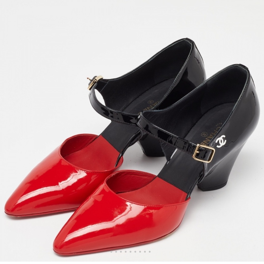 CHANEL Red and Black Patent Mary Jane Pumps